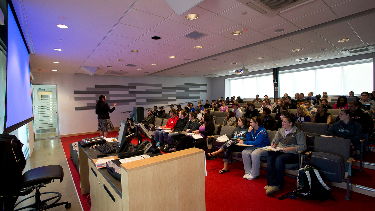 Class at Lee Institute